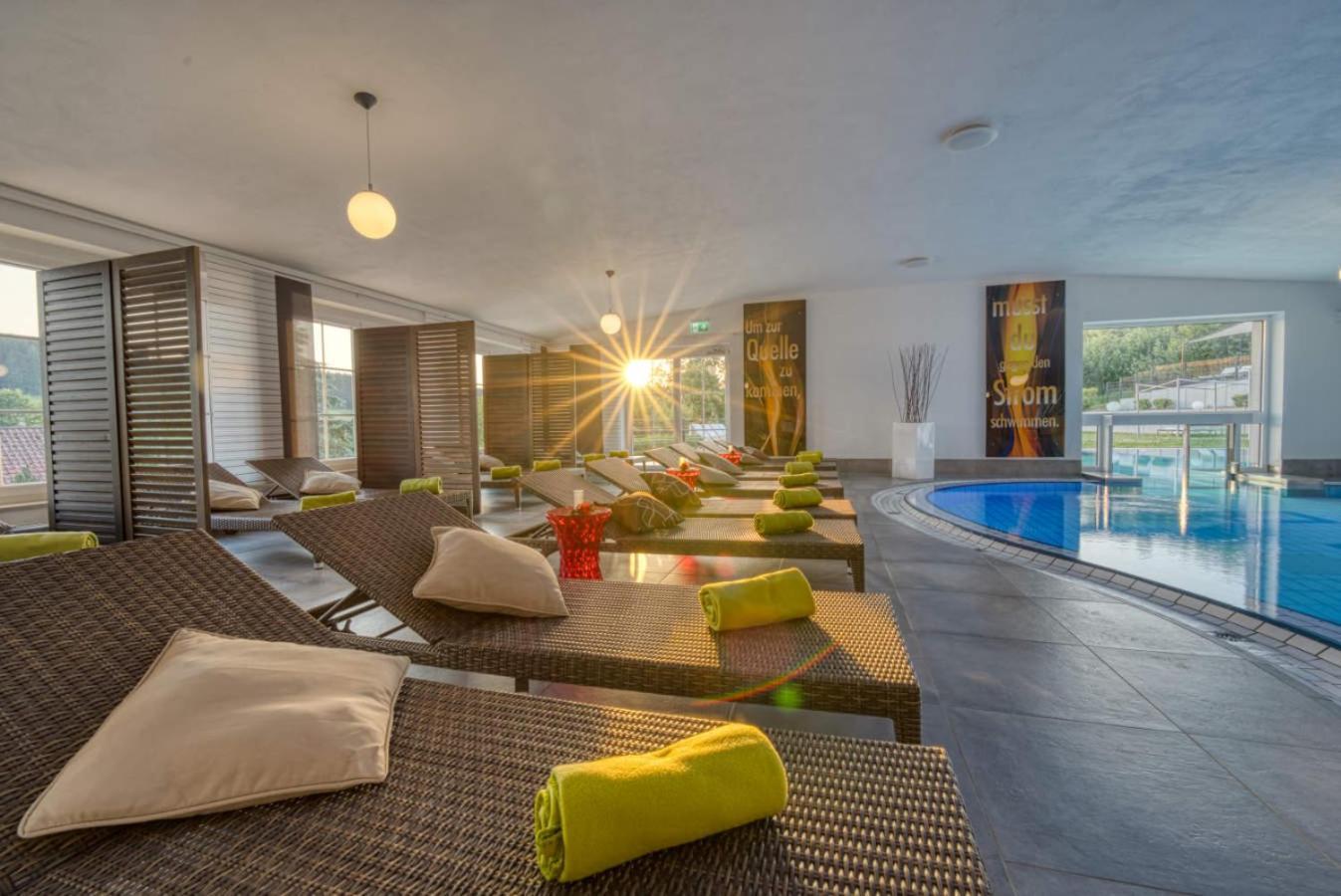 Hotel & Spa Reibener-Hof Konzell ภายนอก รูปภาพ