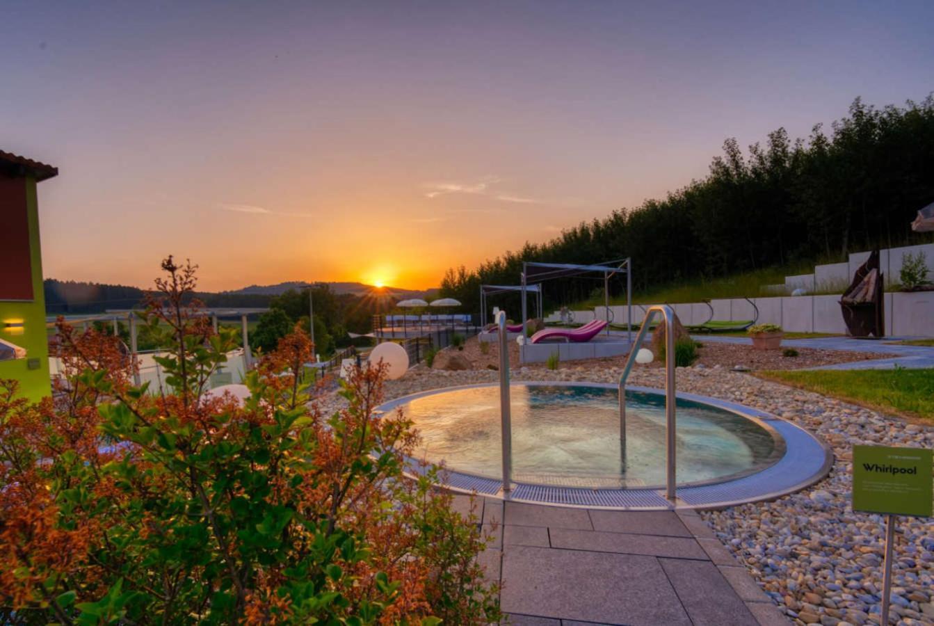 Hotel & Spa Reibener-Hof Konzell ภายนอก รูปภาพ